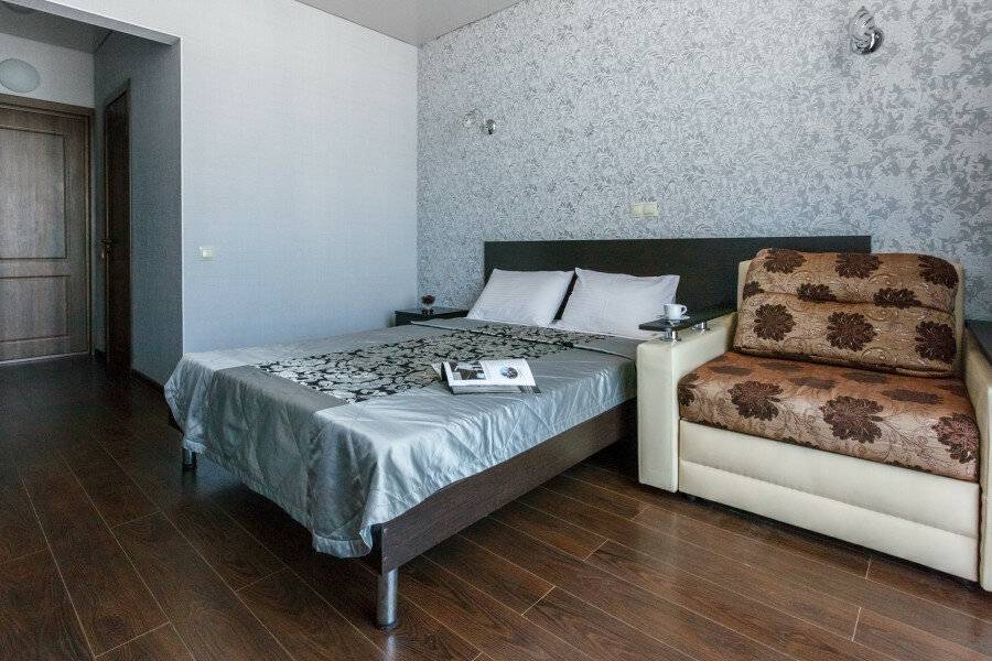 Фотографии номера 2 взрослых + 2 детей в Отеле Омега Витязево